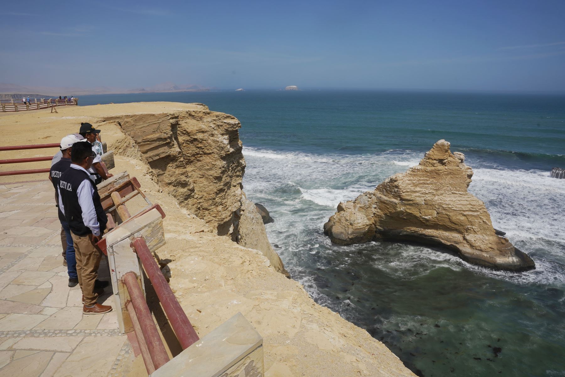 El distrito de Paracas, joya turística de la provincia de Pisco, se alista para una afluencia masiva de turistas nacionales y extranjeros durante el próximo feriado largo por Fiestas Patrias 2025.  Foto: ANDINA/Difusión: Genry Bautista