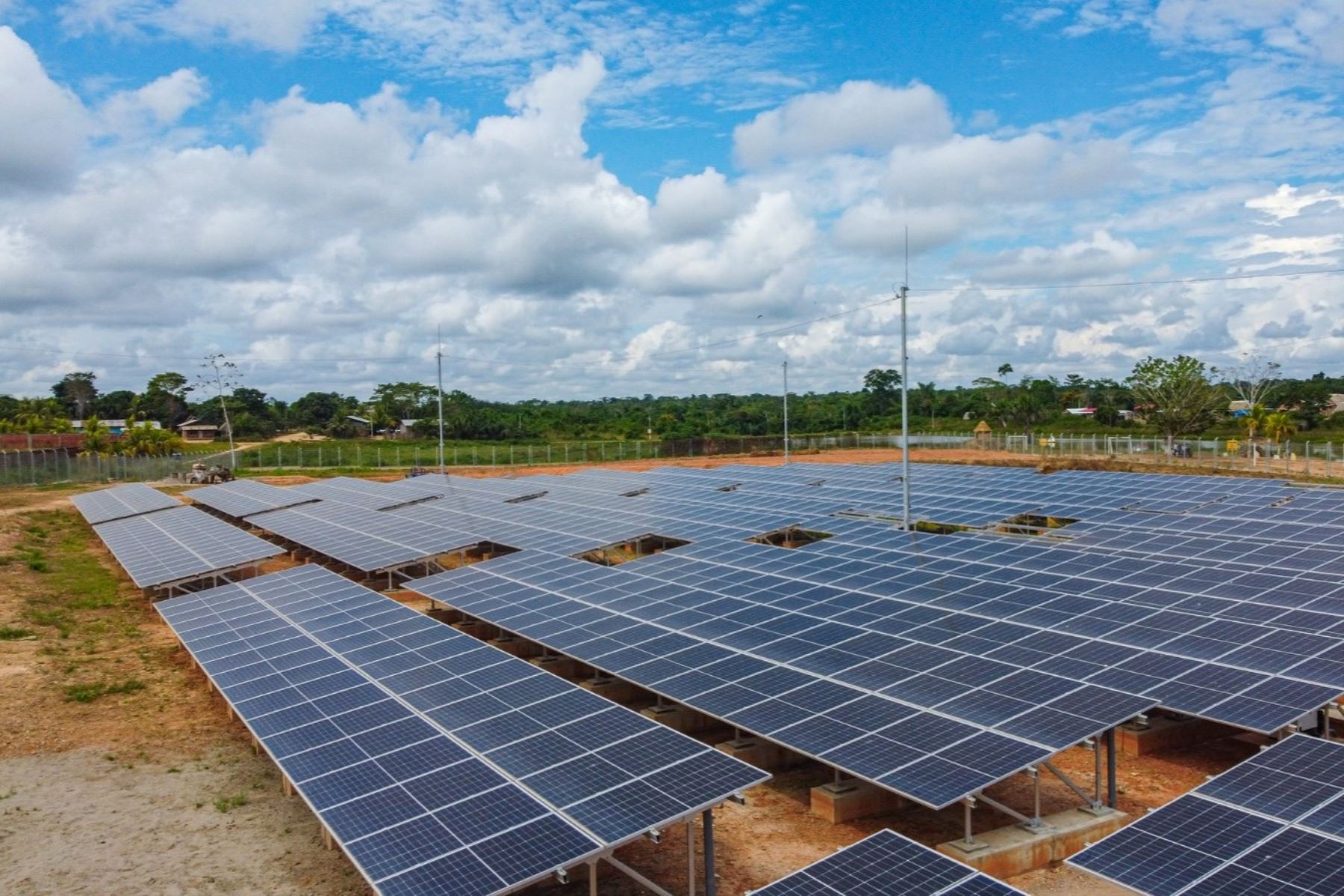 Las plantas de generación con recursos renovables fortalecen la seguridad energética del país. Foto: Minem/Difusión.