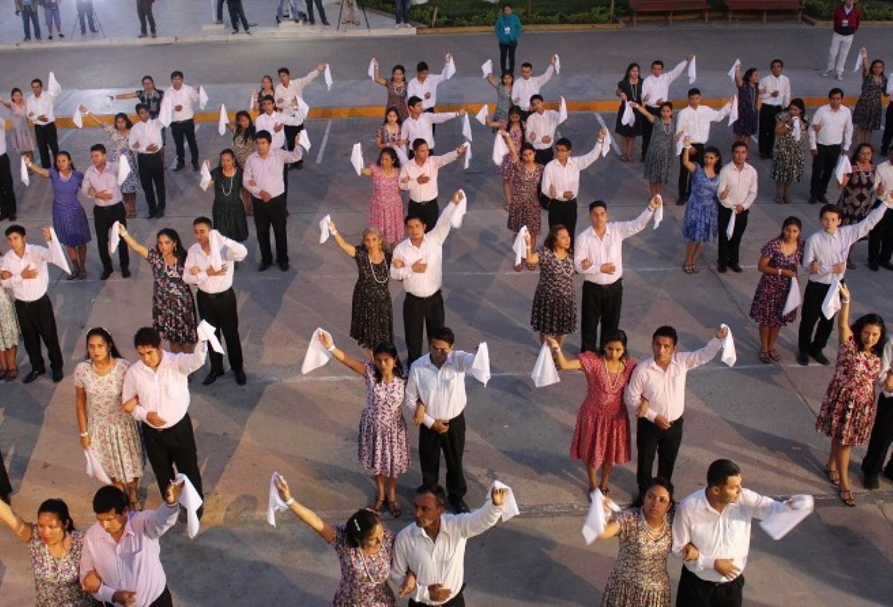 La Pandilla Moyobambina es la danza emblemática de San Martín y será una de las protagonistas de la Gran Parada y Desfile Cívico Militar que se realizará en Lima el 29 de julio.