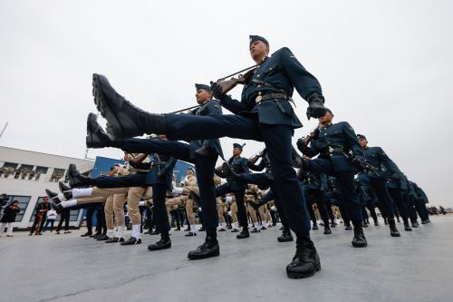 Gran Parada Militar: Ensayo en Las Palmas reúne a militares, policías, civiles y escolares rumbo al 29 de julio