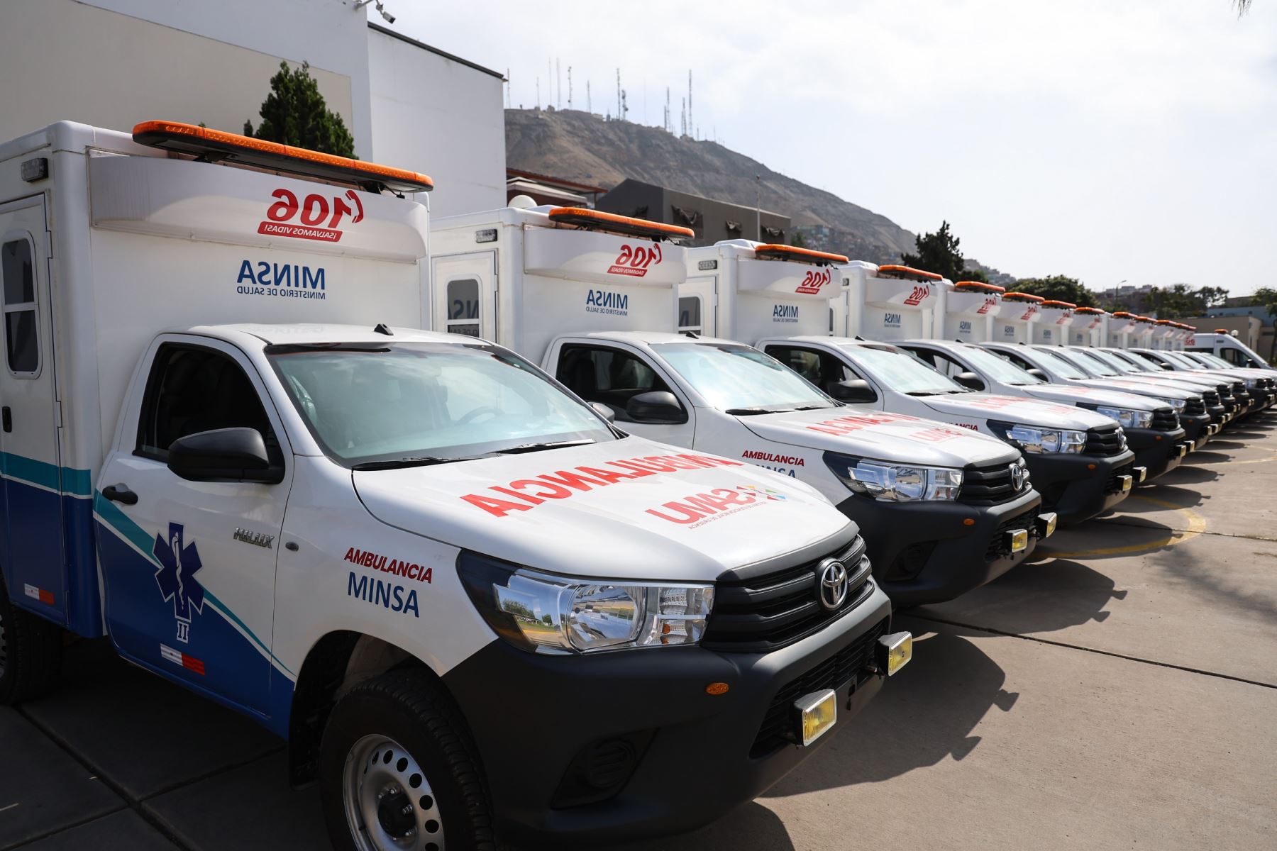 MINSA entrega 33 nuevas ambulancias para la ampliación de la flota del Samu. Foto: ANDINA/Difusión:MINSA