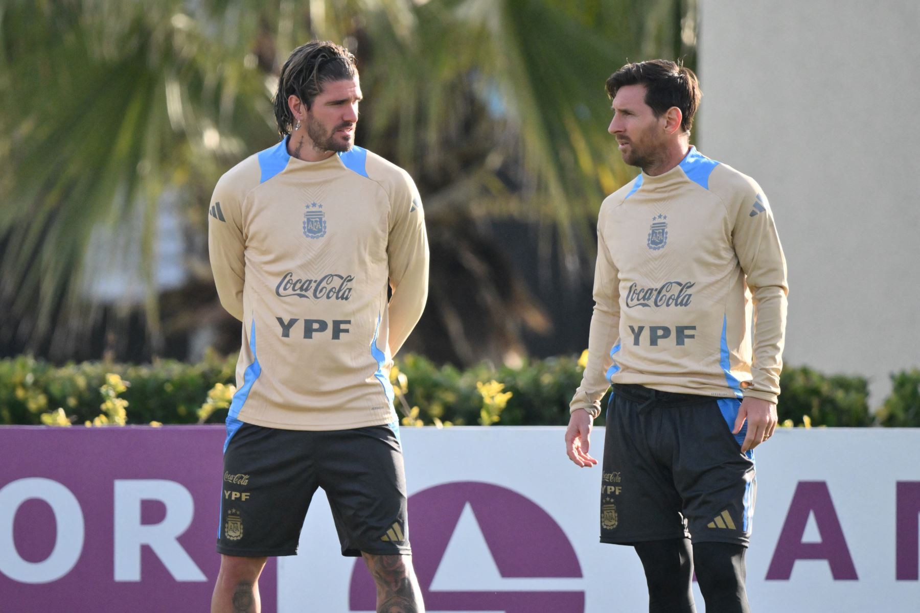 De Paul y el capitán de Inter Miami, Messi, han jugado juntos un total de 62 veces con el combinado absoluto de su país. AFP