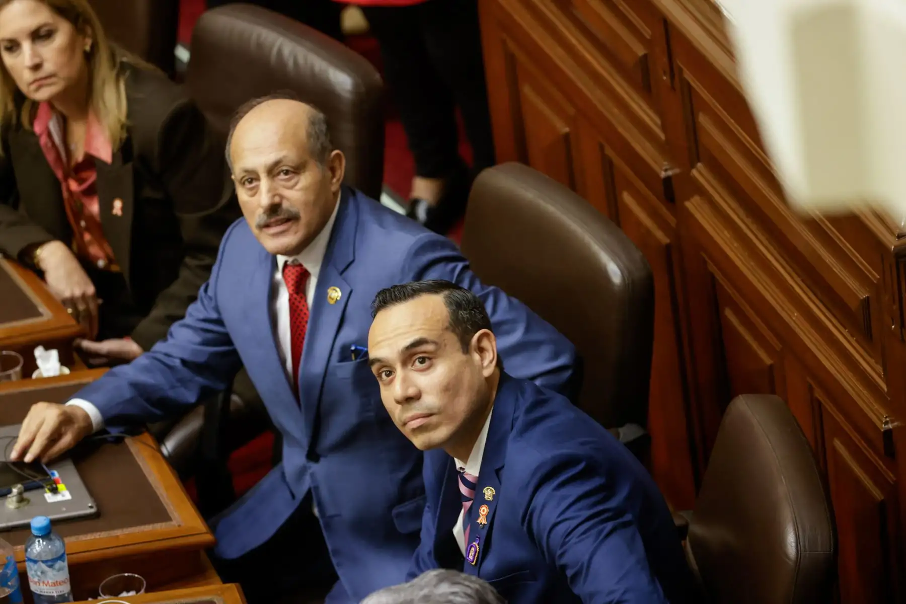 Con 126 votos emitidos, el Congreso eligió a la nueva Mesa Directiva para el periodo 2025-2026, encabezada por José Enrique Jerí Oré como presidente. La lista ganadora obtuvo 79 votos, frente a los 40 de la lista 2; además, se registraron 3 votos en blanco y 4 viciados. Completan la Mesa Directiva: Fernando Miguel Rospigliosi Capurro (primer vicepresidente), Waldemar Cerrón Rojas (segundo vicepresidente) e Ilich Freddy López Ureña (tercer vicepresidente). Foto: ANDINA/Luis Iparraguirre