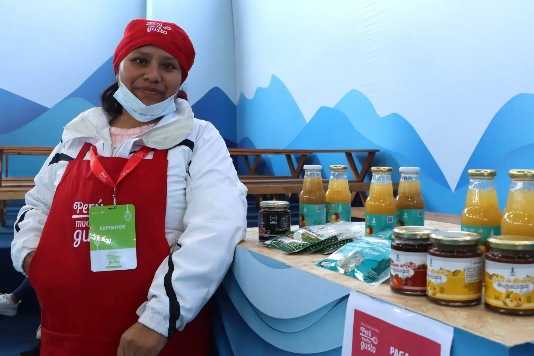 Miles de personas disfrutaron de la gastronomía, los talleres, y las zonas interactivas en el  segundo día de la feria "  Perú, Mucho Gusto Tacna 2025 ".
Foto: Matías Guillermo
