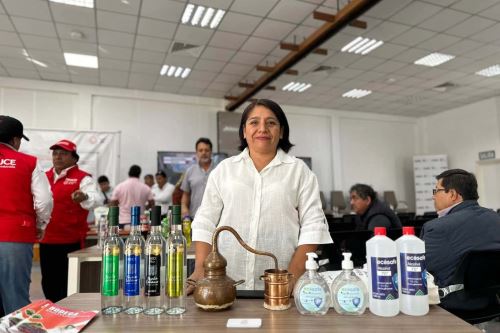 El Ministerio de la Producción, impulsa la calidad en los productores de Pisco. ANDINA/Difusión
