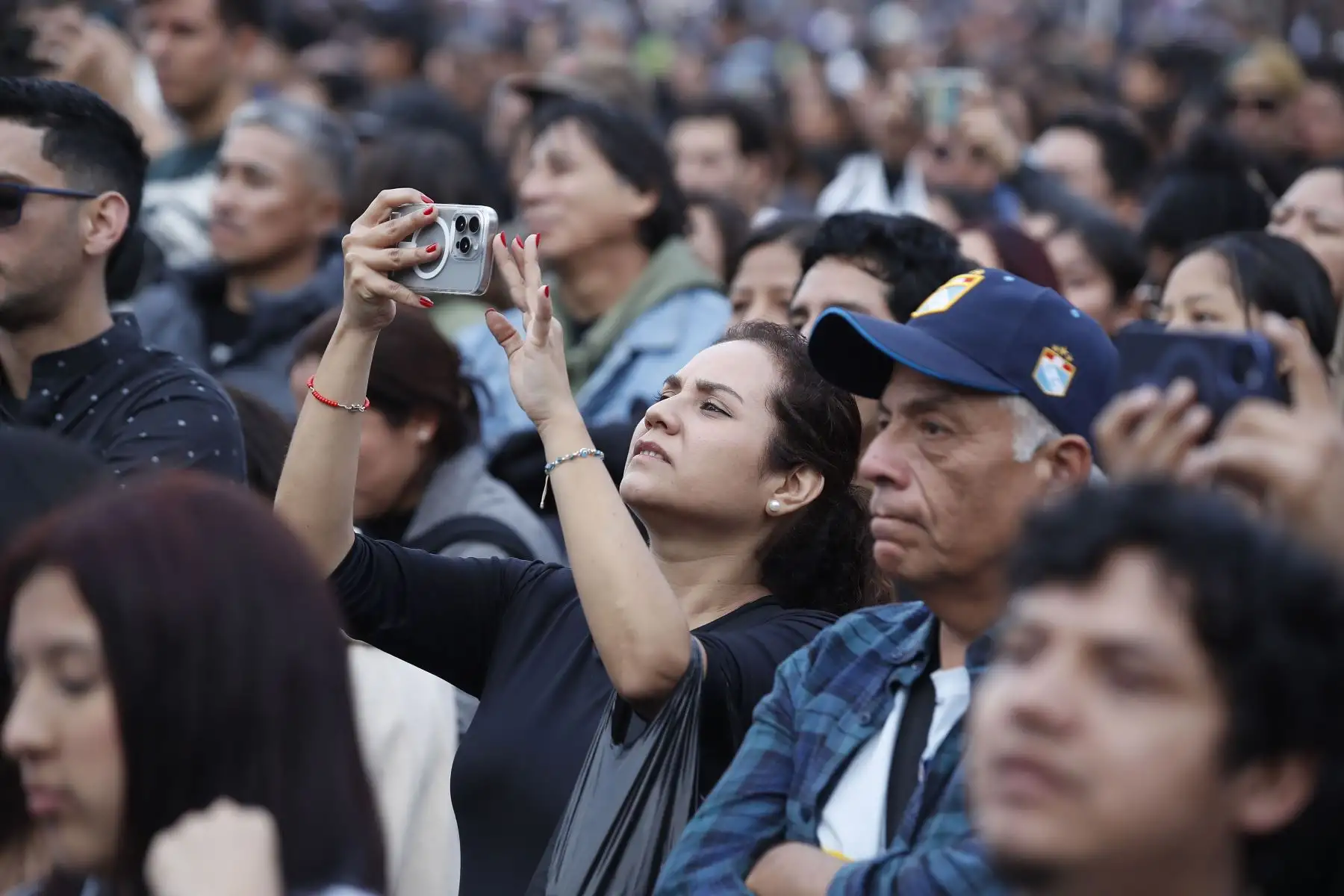 Municipalidad de Lima celebra las Fiestas Patrias con gran  concierto " Festeja Perú " que inicia  con la presentación musical de Hey Hey Camahuey, Zaperoko, Kate Candela, Bella Bella y Charanga Habanera y otros.
Foto: ANDINA/Eddy Ramos
