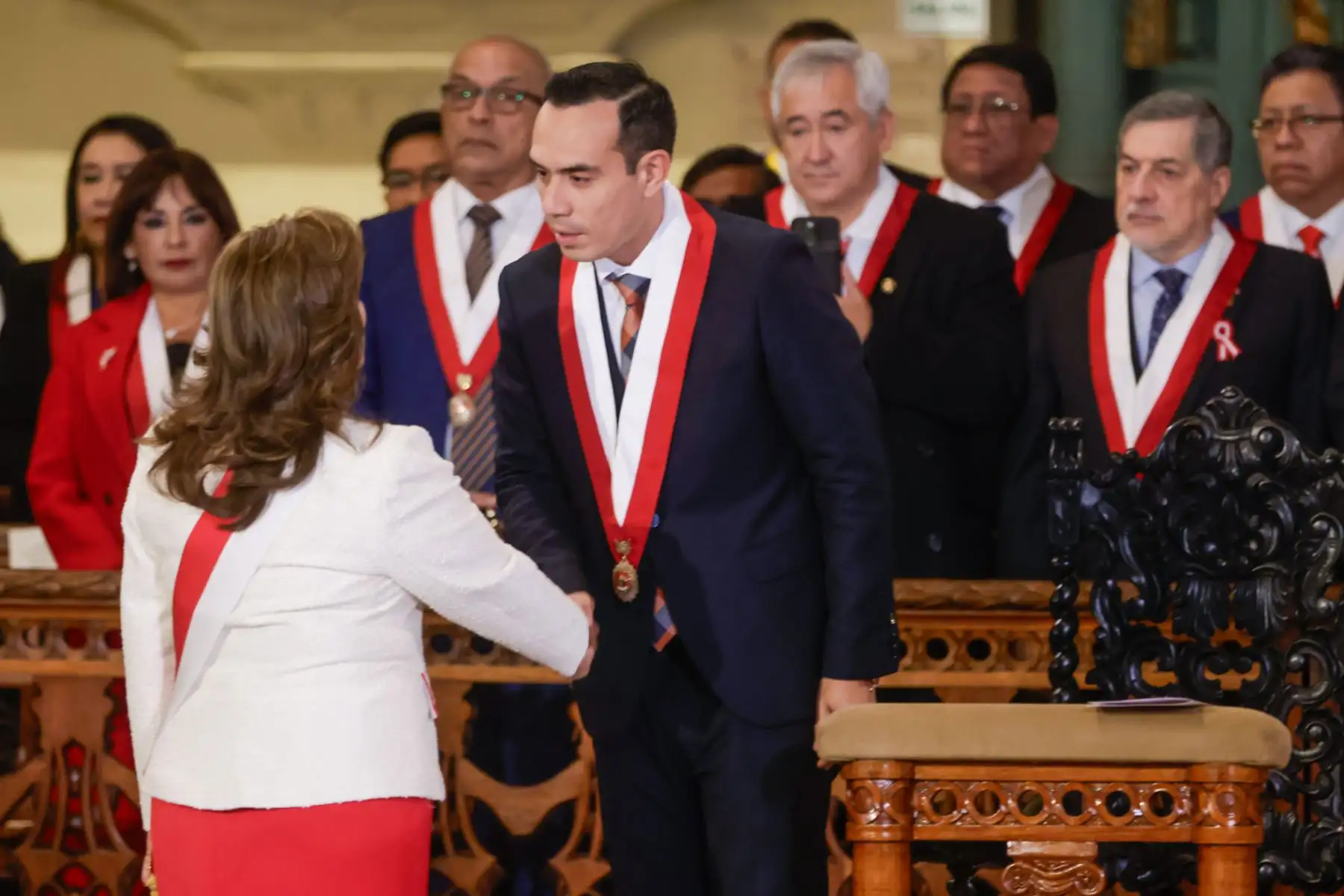 La presidenta de la república, Dina Boluarte, participa en la misa solemne y te deum, como parte de las actividades previstas con ocasión del 204.° aniversario de la proclamación de la Independencia Nacional. Foto: ANDINA/ Luis Iparraguirre