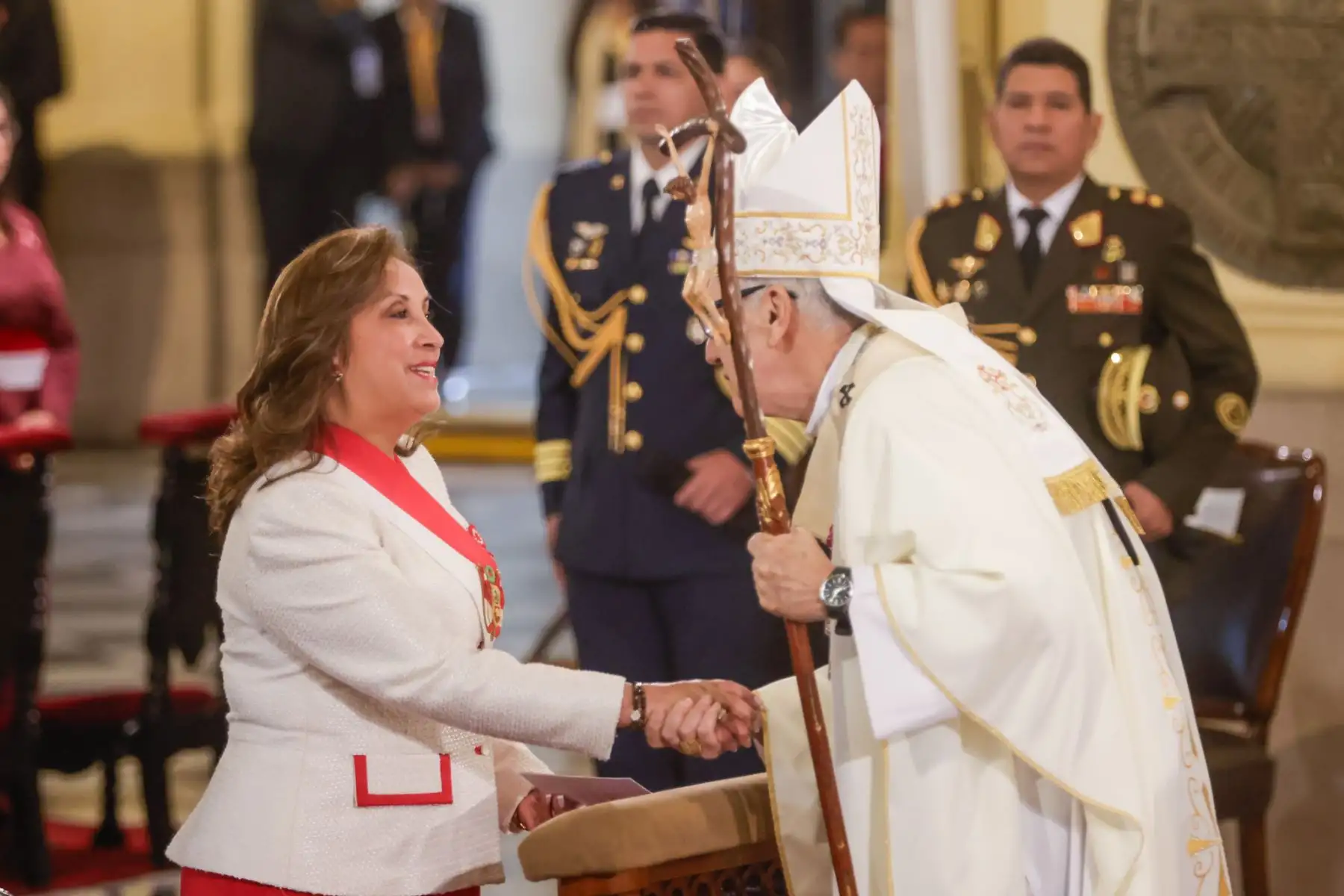 La presidenta de la república, Dina Boluarte, participa en la misa solemne y te deum, como parte de las actividades previstas con ocasión del 204.° aniversario de la proclamación de la Independencia Nacional. Foto: ANDINA/ Luis Iparraguirre