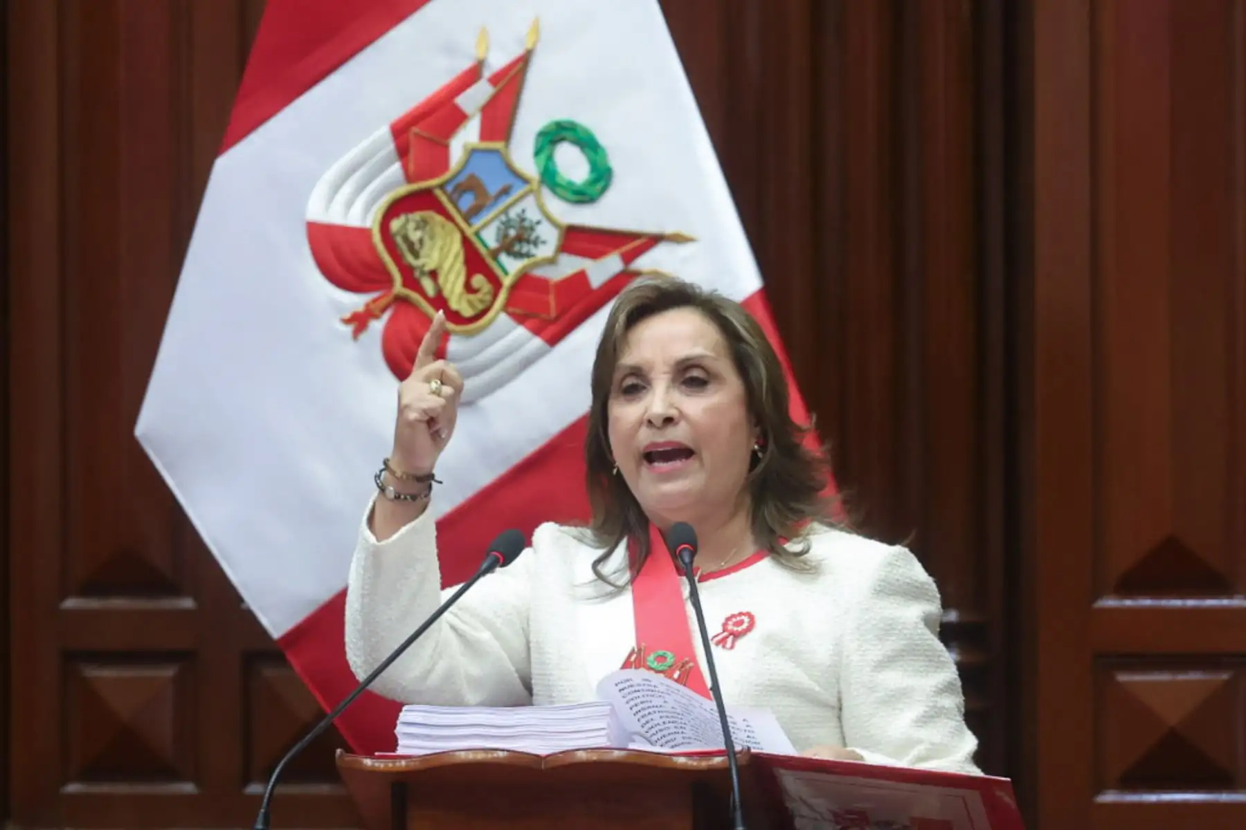 La presidenta Dina Ercilia Boluarte Zegarra se dirige al país en un mensaje a la Nación como parte de las actividades previstas con ocasión del 204° Aniversario de la Proclamación de la Independencia Nacional.Foto: ANDINA/ Juan Carlos Guzman