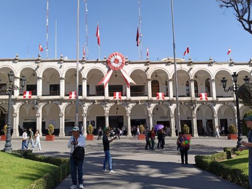 Los arequipeños celebran las Fiestas Patrias en familia y amigos, participando de diversas actividades gastronómicas y turísticas programadas por la ocasión. ANDINA/Difusión