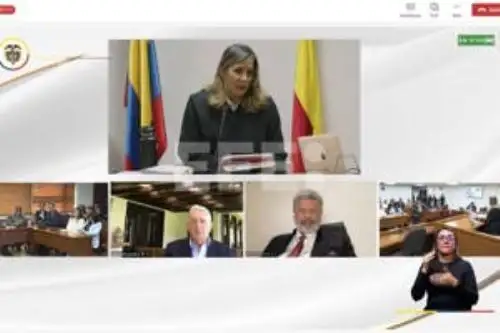 Audiencia del expresidente colombiano Álvaro Uribe (2002-2010). Foto: EFE