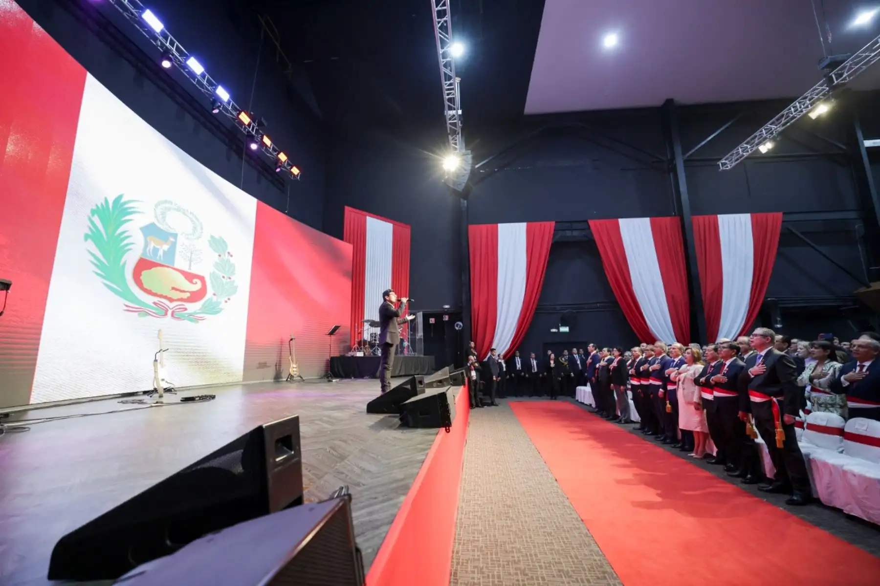 La presidenta Dina Boluarte Zegarra participó en la XX Ceremonia de Acción de Gracias por el Perú, un evento organizado en el marco de las Fiestas Patrias para orar por la paz, la unidad y el desarrollo del país. Foto: ANDINA/Prensa Presidencia
