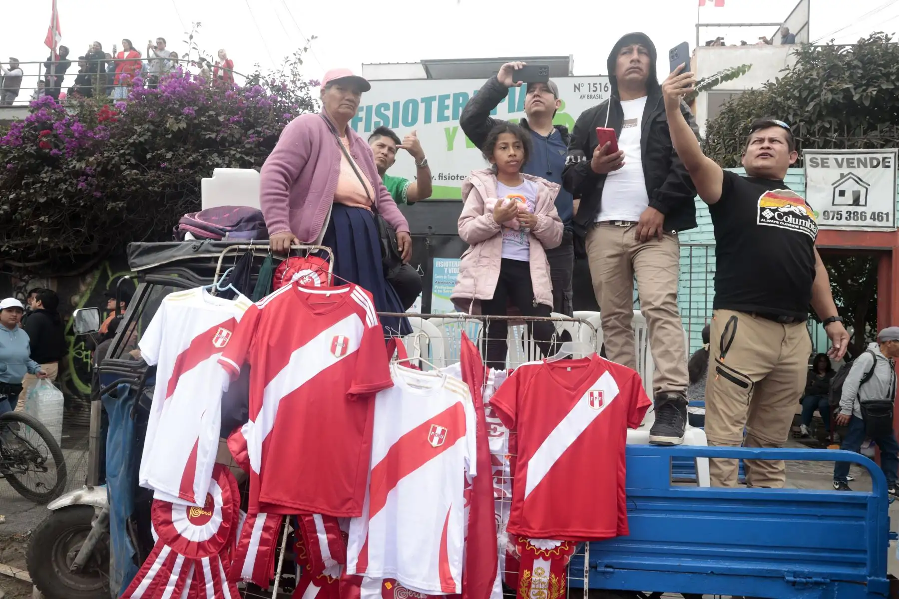 Delegaciones participan en la Gran Parada y Desfile Cívico Militar 2025 como parte de los actos conmemorativos por el 204° aniversario de la Independencia del Perú.
Foto: ANDINA/Vidal Tarqui