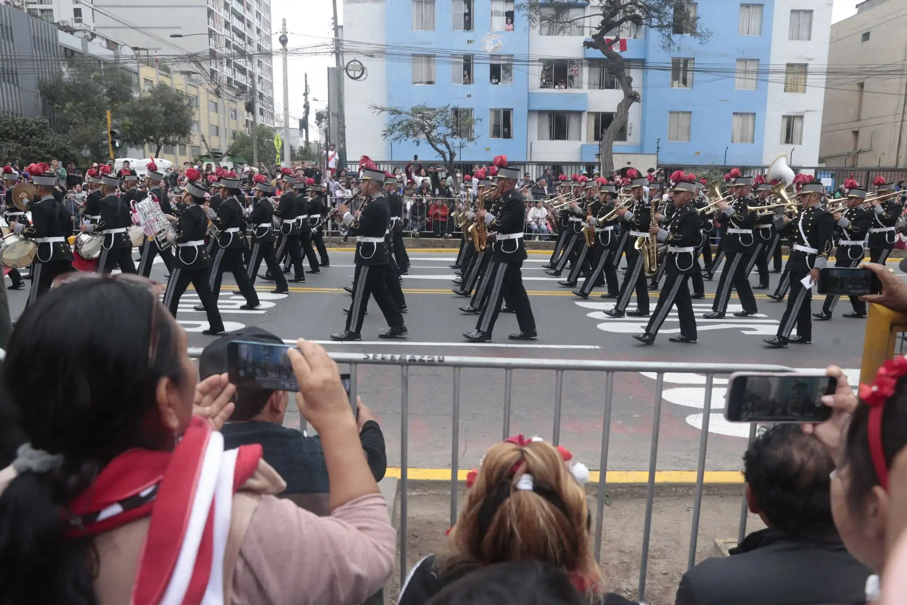 Delegaciones participan en la Gran Parada y Desfile Cívico Militar 2025 como parte de los actos conmemorativos por el 204° aniversario de la Independencia del Perú.
Foto: ANDINA/Vidal Tarqui