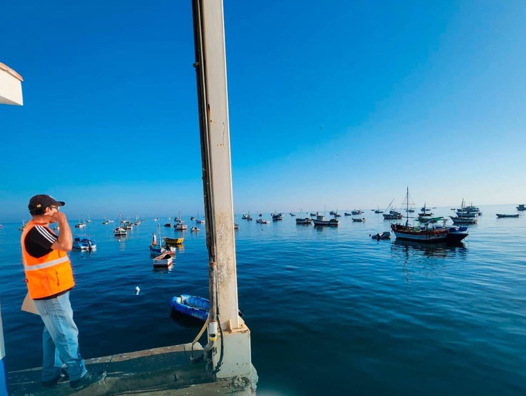 La Capitanía de Puerto de Talara dispuso el cierre total de puertos y caletas de su jurisdicción ante la alerta de tsunami emitida por la Marina de Guerra del Perú. Dispuso también la suspensión de actividades marítimas.