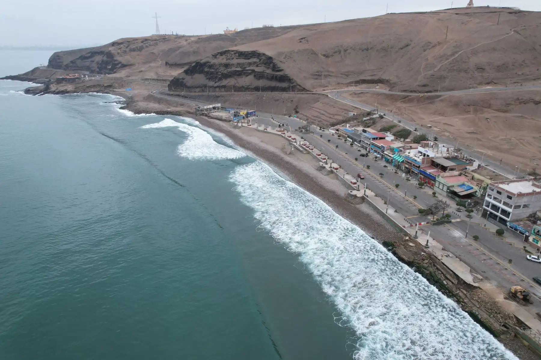 La Municipalidad de Chorrillos, cierra del acceso a playa Agua Dulce (bajada) y el acceso a playa La Herradura La medida aplica desde este momento hasta nueva disposición de las autoridades pertinentes.  Foto: ANDINA/ Municipalidad de Chorrillos