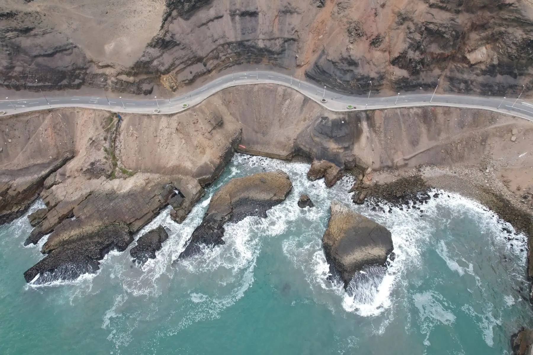 La Municipalidad de Chorrillos, cierra del acceso a playa Agua Dulce (bajada) y el acceso a playa La Herradura La medida aplica desde este momento hasta nueva disposición de las autoridades pertinentes.  Foto: ANDINA/ Municipalidad de Chorrillos
