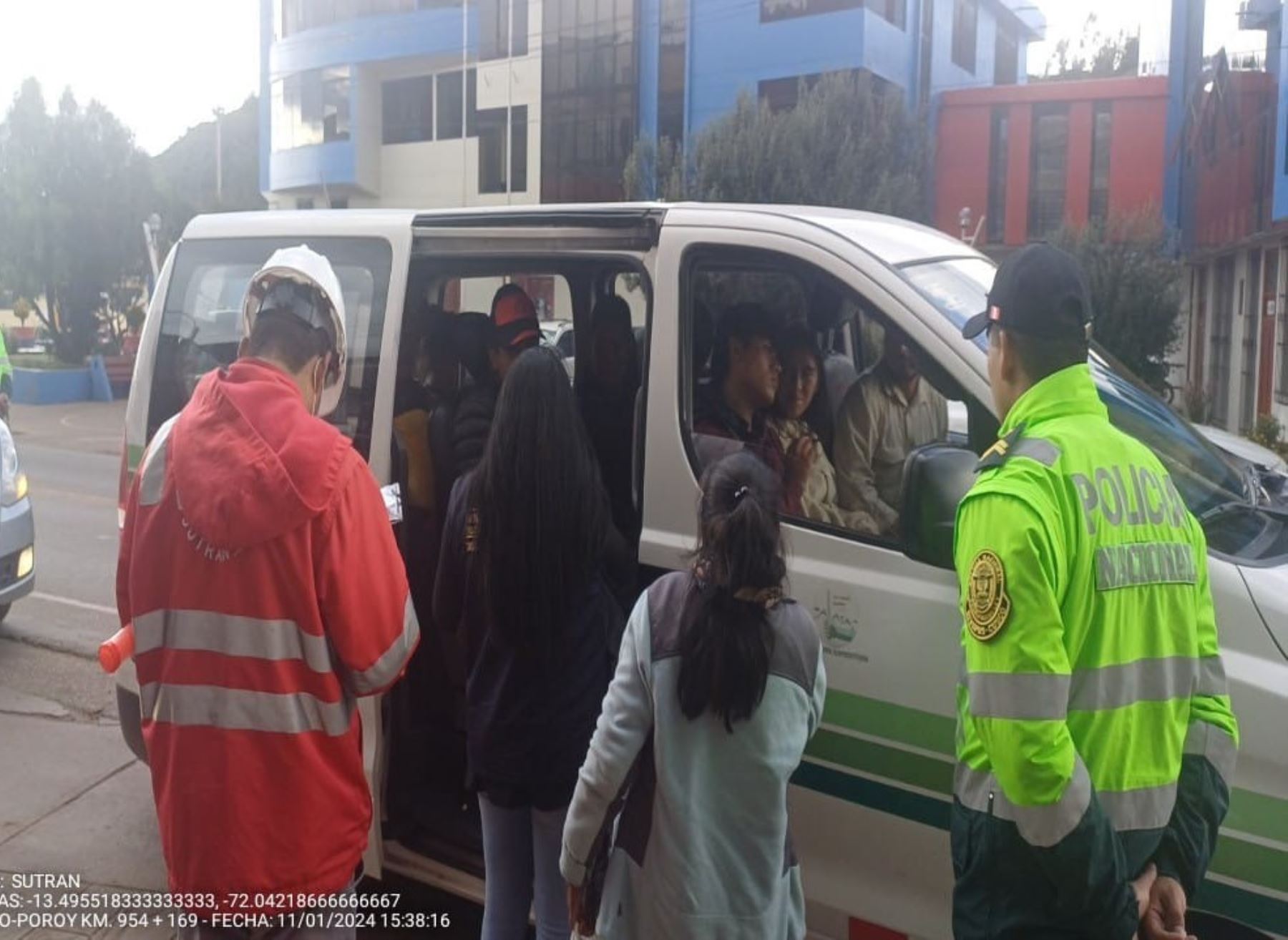 Representantes de diversas instituciones del Estado ejecutan operativos de prevención contra la trata de personas en la ciudad de Cusco. ANDINA/Difusión