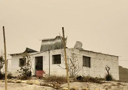 Al menos 24 viviendas del distrito de Yauca del Rosario, en la provincia de Ica, presentan alguna afectación a causa de la tormenta de arena que se origino por los vientos paracas registrados en la región Ica. ANDINA/Difusión
