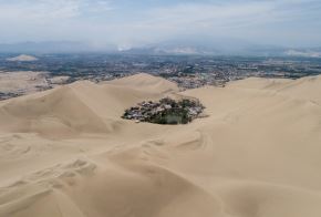 Así luce el oasis de Huacachina luego que las autoridades de Ica dispusieran el cierre temporal del área de conservación regional para la práctica de deportes de aventura ante el pronóstico de vientos fuertes que se presentarán desde hoy viernes 1 hasta el domingo 3 de agosto. Foto: Genry Bautista