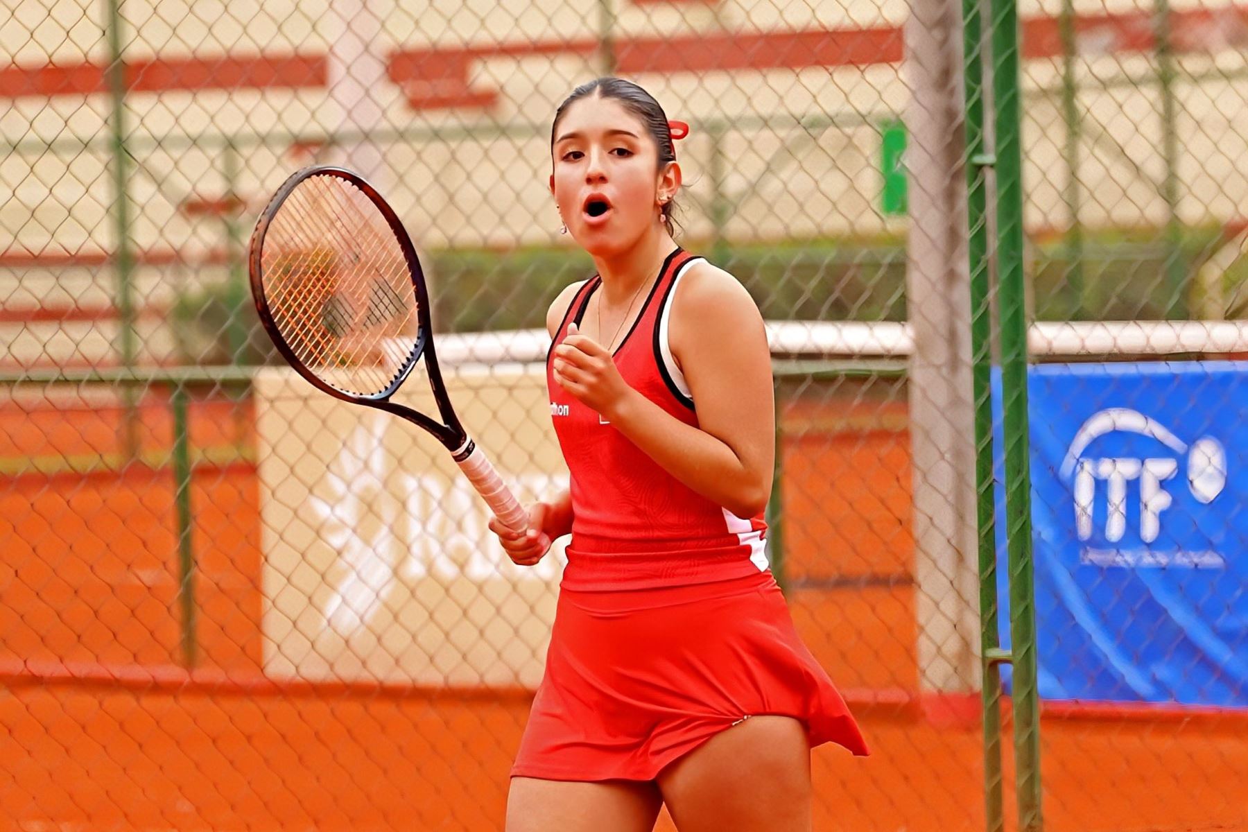 Leticia Bazán hace historia en el tenis peruano