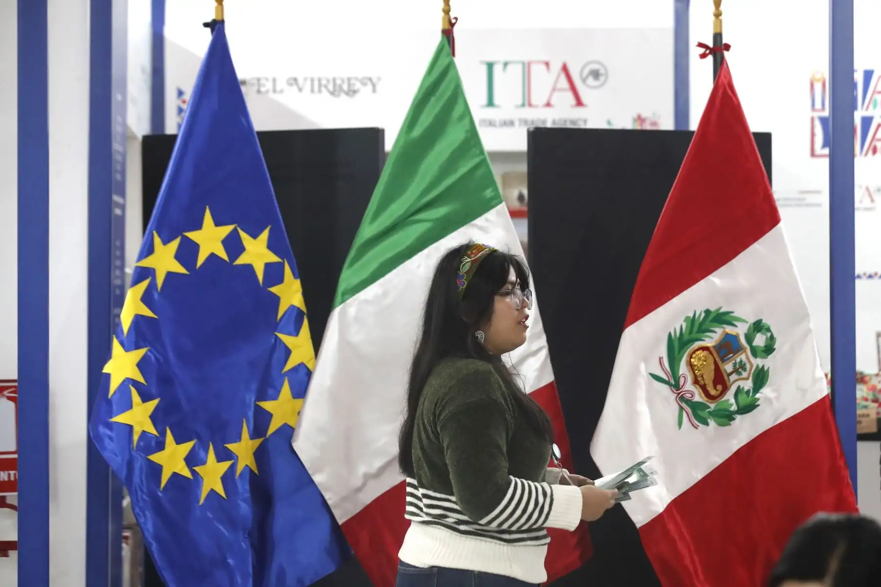 Italia es el país invitado  en la Feria Internacional del Libro FIL Lima 2025, la cual cuenta con una variada oferta de libros, entre otros productos artísticos.
 Foto: ANDINA/Eddy Ramos