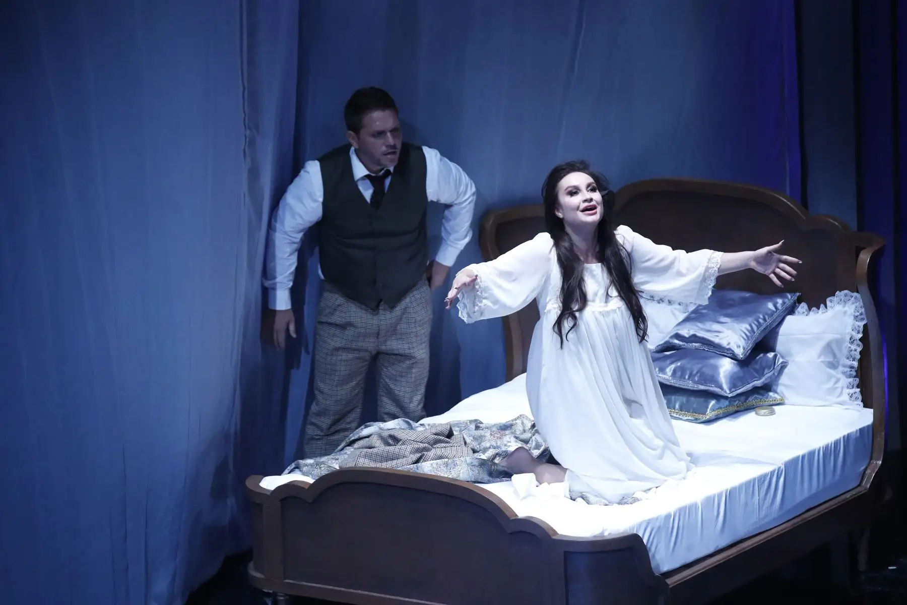 Lima  vibra con “La Traviata” del compositor italiano Giuseppe Verdi como parte de la temporada de ópera, zarzuela y conciertos líricos de talla internacional en el Teatro Municipal Lima y Teatro Segura. 
Foto: ANDINA/Eddy Ramos