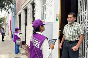  El Instituto Nacional de Estadística e Informática (INEI) inició oficialmente el pasado 4 de agosto los Censos Nacionales 2025, los primeros en realizarse desde 2017, con visitas casa por casa, a fin de recoger información de cerca de 14 millones de viviendas en todo el Perú. Foto: ANDINA/Braian Reyna