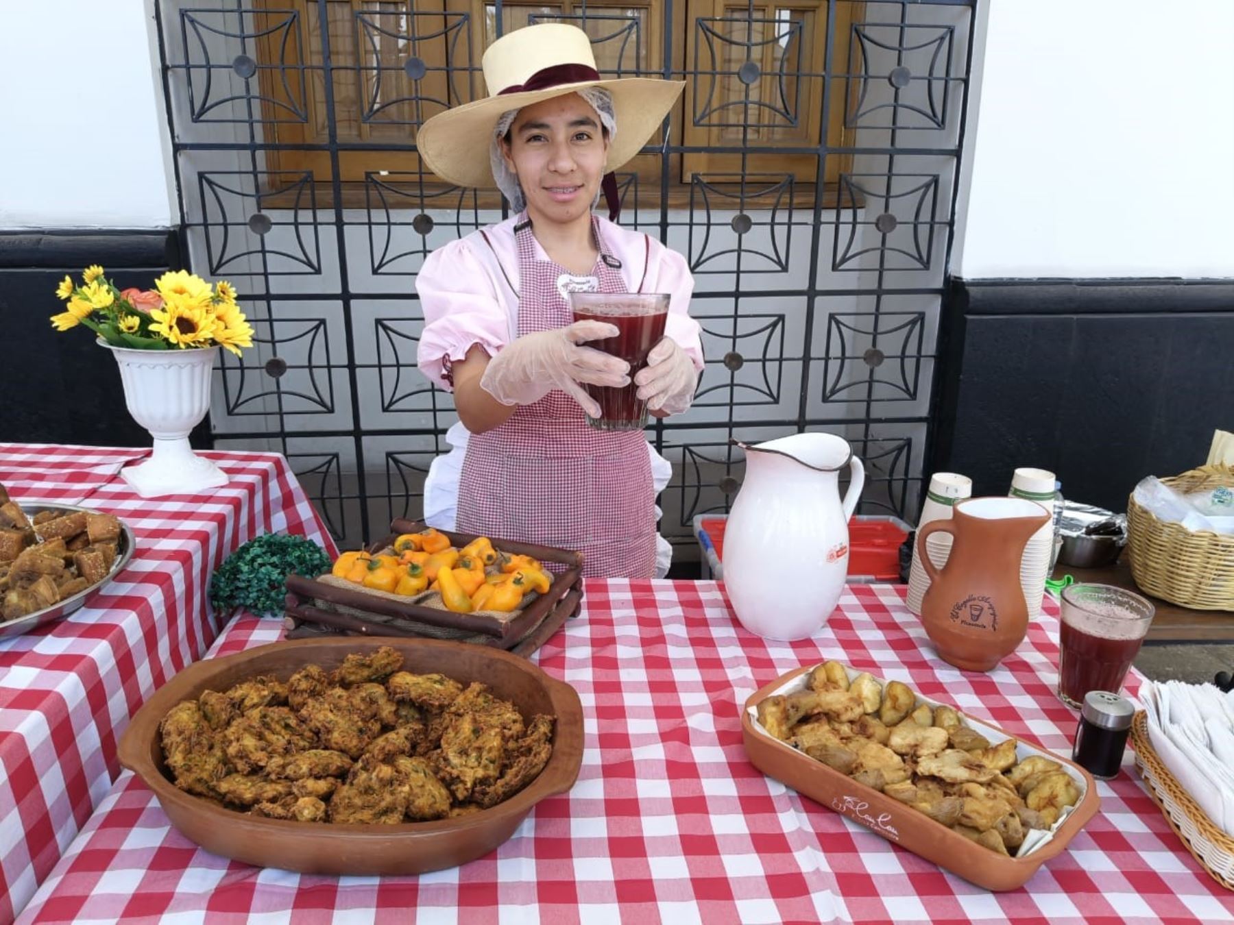 La celebración será completa en Arequipa. Este año retorna a la Plaza de Armas de la ciudad blanca la tradicional Fiesta de la Chicha. ANDINA/Difusión