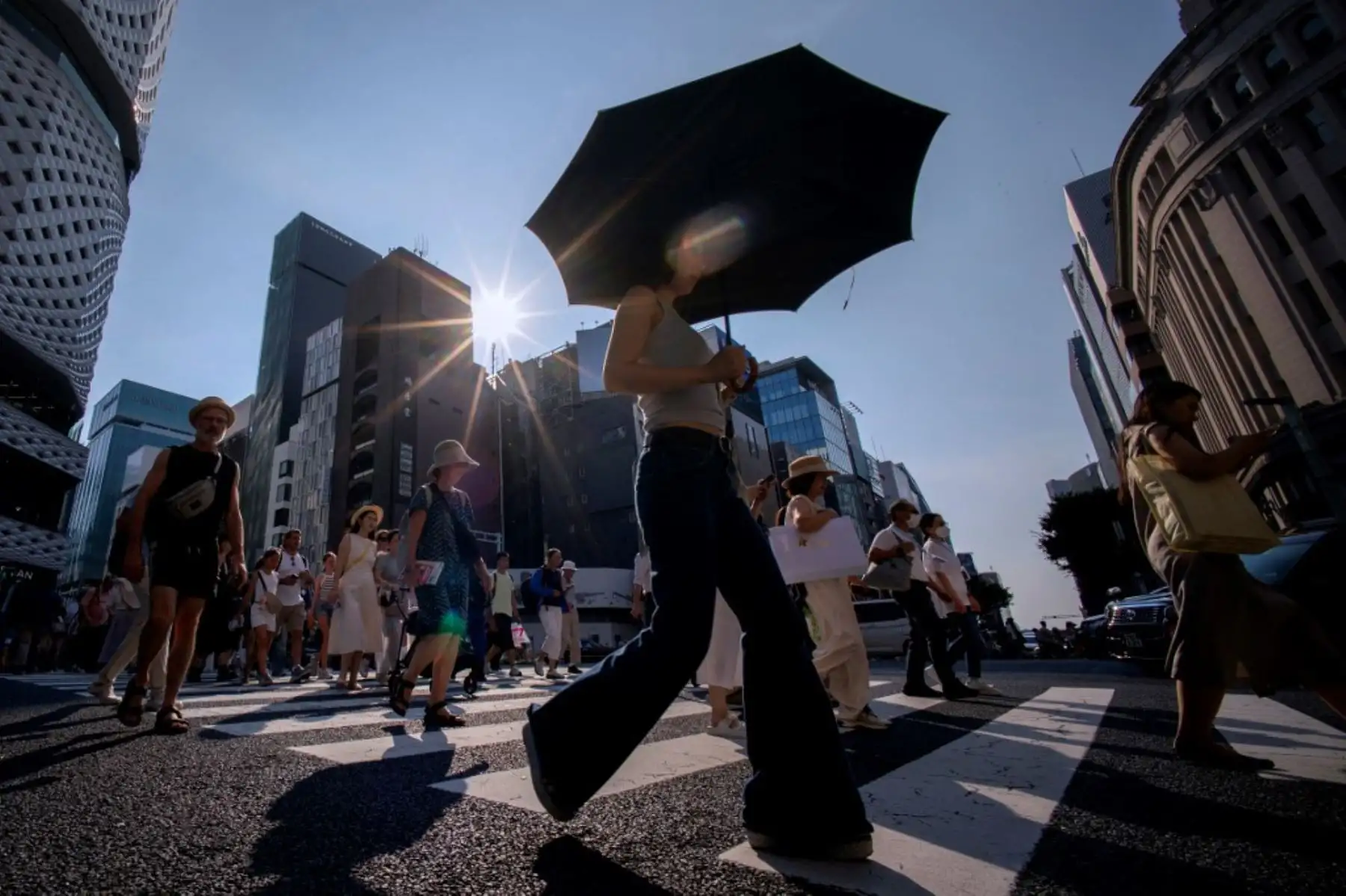 Las altas temperaturas en la ciudad de Iseaki superaron el martes el récord previo alcanzado la semana pasada en la región occidental de Hyogo, de 41,2ºC. Foto: AFP