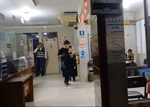 Autoridades peruanas custodian en Tumbes al adolescente de 14 años que fue reportado como desaparecido por su madre en el distrito de Surco, en Lima, tras ser hallado en la provincia de Chimborazo, en Ecuador. ANDINA/Difusión