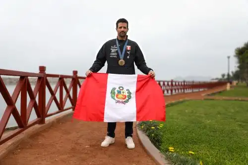 Stefano Peschiera anhela seguir cosechando medallas para el Perú