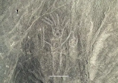 Entre los geoglifos descubiertos en el sitio arqueológico de las Líneas y Geoglifos de Nasca figuran impresionantes imágenes de sacerdotes sosteniendo cabezas humanas. Foto cortesía: Universidad de Yamagata/Promperú