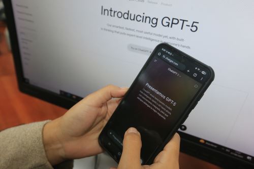 OpenAI aseguró que GPT-5 es el modelo de IA "más confiable" del mercado.  Foto: ANDINA/Héctor Vinces