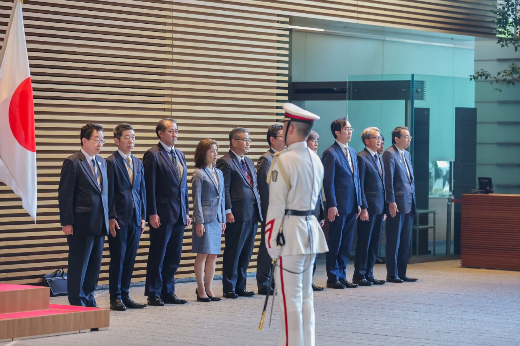 La ministra de Comercio Exterior y Turismo, Desilú León, y el representante de la Agencia Japonesa de Turismo, suscribieron un Memorándum de Cooperación en el Campo del Turismo, con el fin de promover el desarrollo del turismo sostenible, promover inversiones y el incremento del turismo entre Perú y Japón. Foto: Mincetur