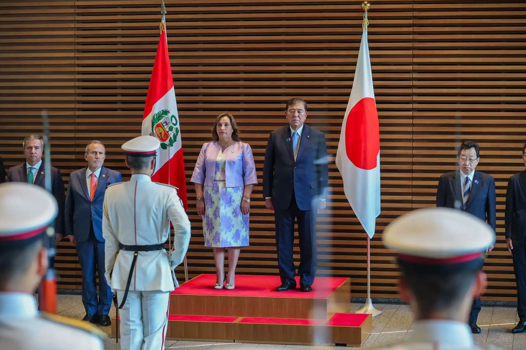 La presidenta de la República del Perú, Dina Ercilia Boluarte Zegarra, sostuvo una reunión bilateral con el Primer Ministro de Japón, Shigeru Ishiba, donde se abordaron las oportunidades de negocio para ambos países en rubros como turismo y construcción, entre otros. Foto: ANDINA/Presidencia
