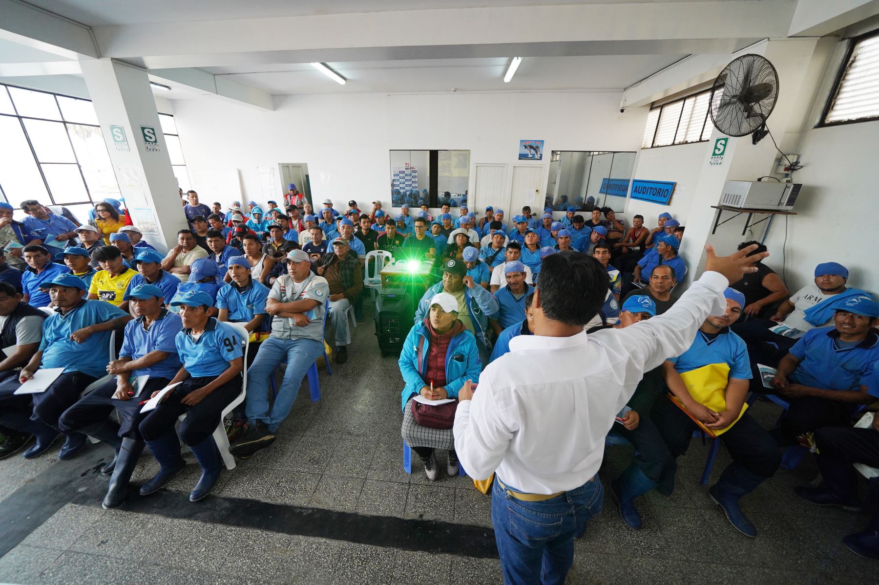 Ministerio de la Producción capacita a más de 6,600 operadores de pesca y acuicultura. Foto: cortesía Produce.