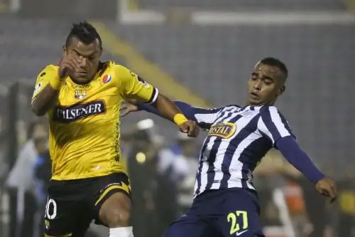Alianza Lima y Barcelona se enfrentaron en la Copa Sudamericana 2014