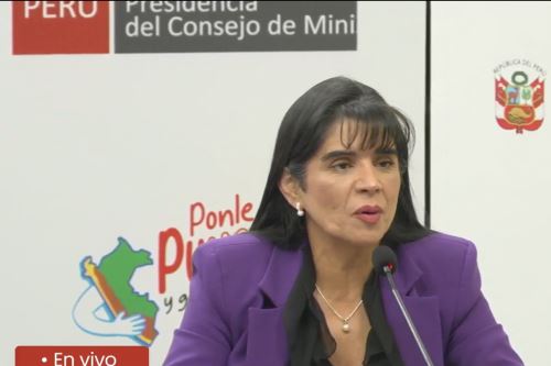 Ministra de Comercio Exterior y Turismo, Desilú León. Captura TV