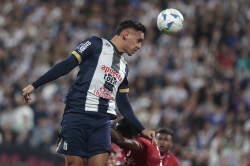 Alianza Lima vence por 1-0 a la U. Católica de Ecuador en el partido por los octavos de final de la Copa Sudamericana