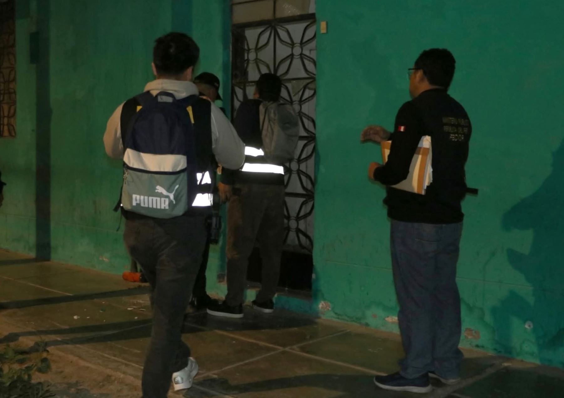 Fiscalía Anticorrupción de Lambayeque y la Policía Nacional ejecutaron esta madrugada en Chiclayo un operativo contra una presunta red de extorsión cibernética. ANDINA/Difusión
