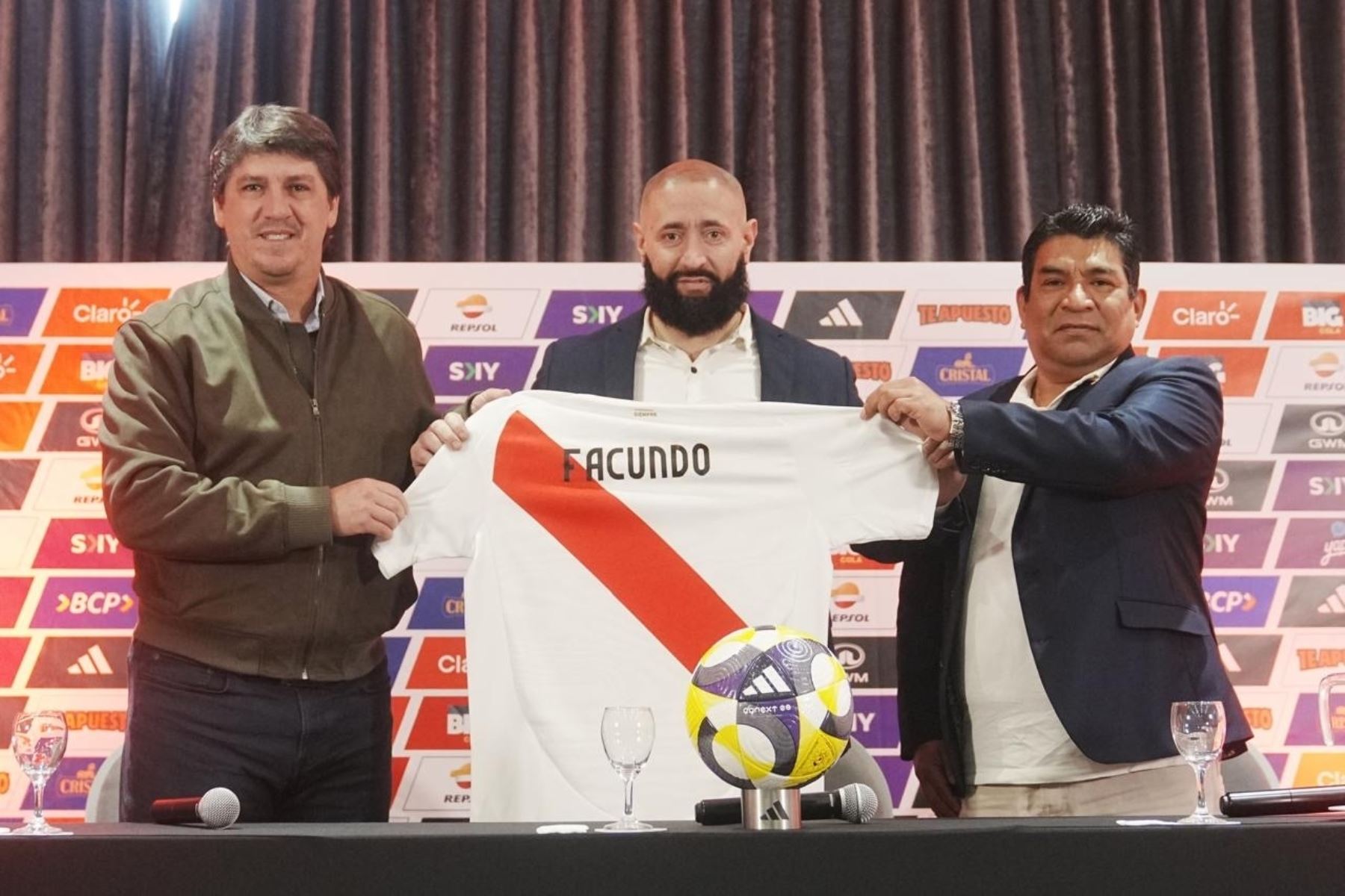 Facundo Ruscica asume la dirección técnica de la selección peruana de futsal