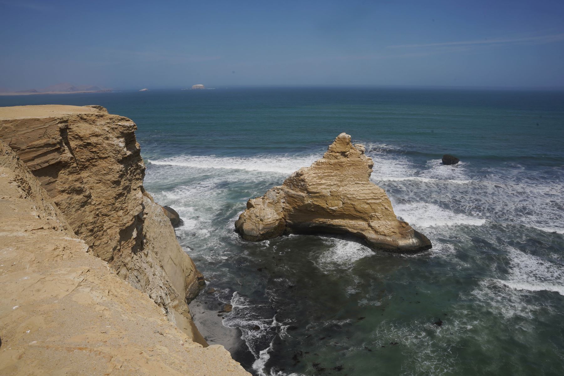 Hasta fines de julio de 2025 el área protegida recibió a 528,018 turistas, una cifra que excede los 500,000 visitantes registrados durante todo el 2024. Foto: ANDINA Genry Bautista