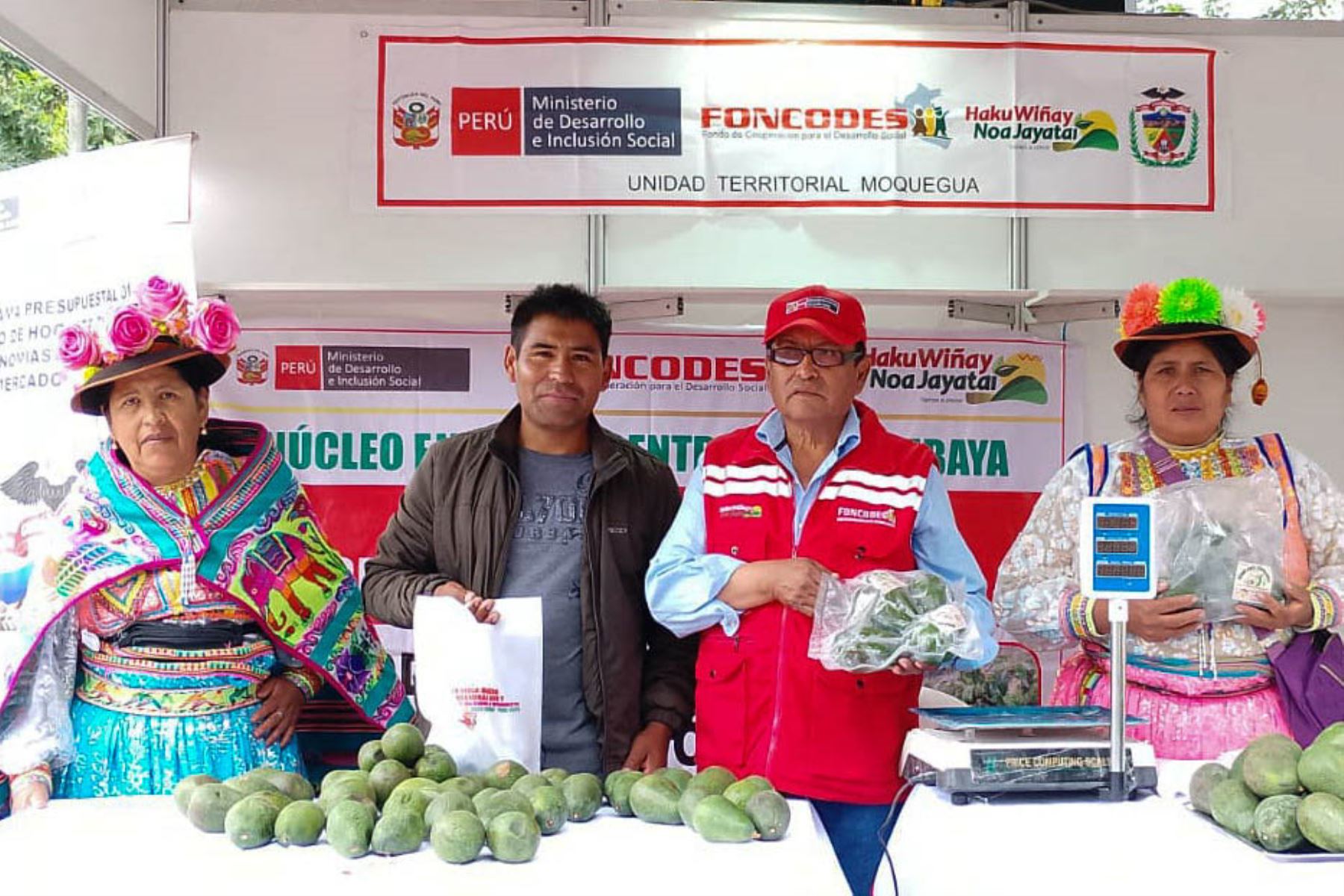 Más de 80 emprendedores del proyecto Haku Wiñay/Noa Jayatai participan en expo feria en Magdalena. Foto: MIDIS/Difusión.