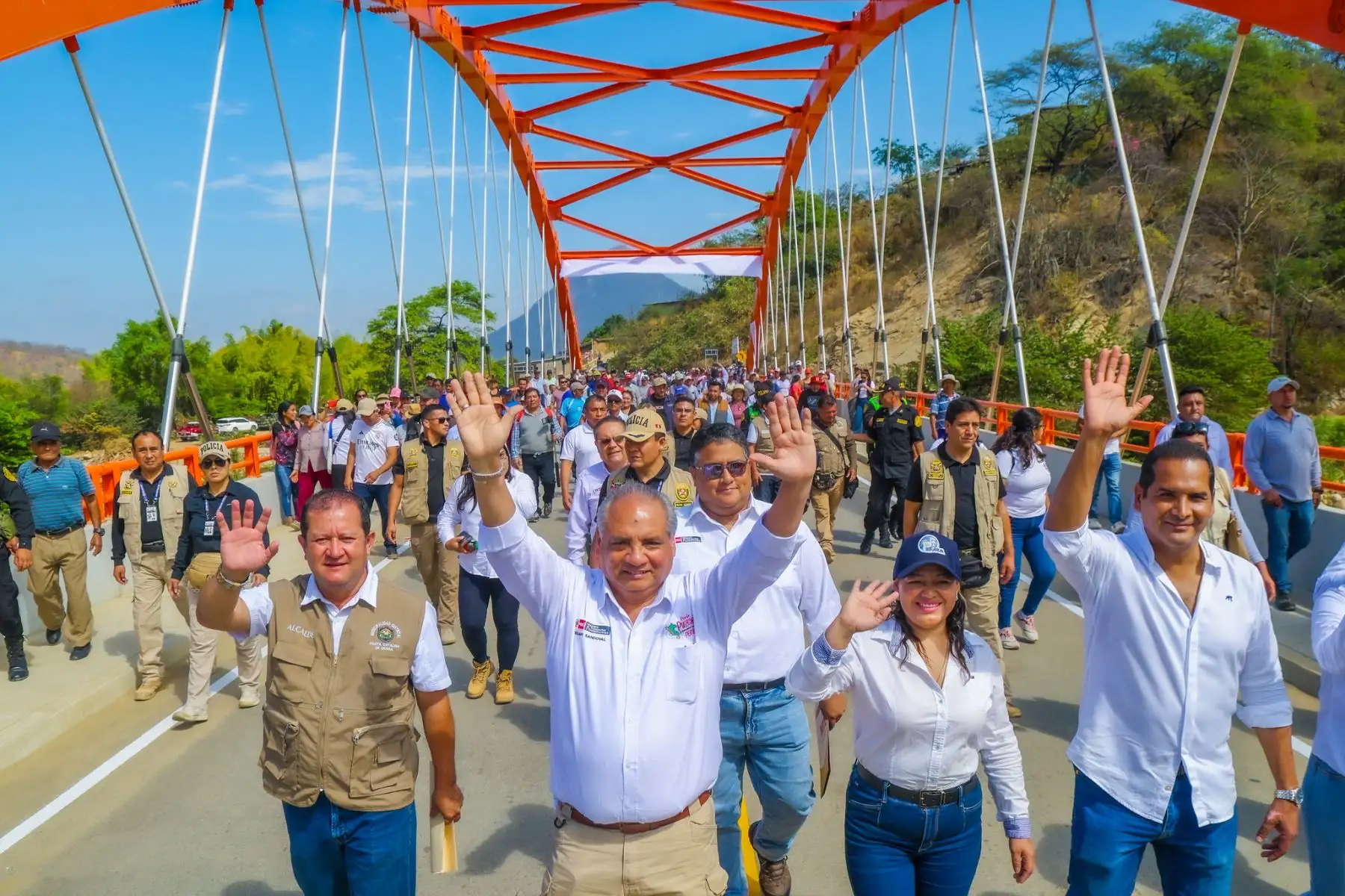 Morropón avanza con más conectividad vial. El ministro de Transportes y Comunicaciones, César Sandoval, inauguró el puente Chalaco y sus accesos en el distrito de Santa Catalina de Mossa, provincia de Morropón. Foto: ANDINA/Difusión MTC