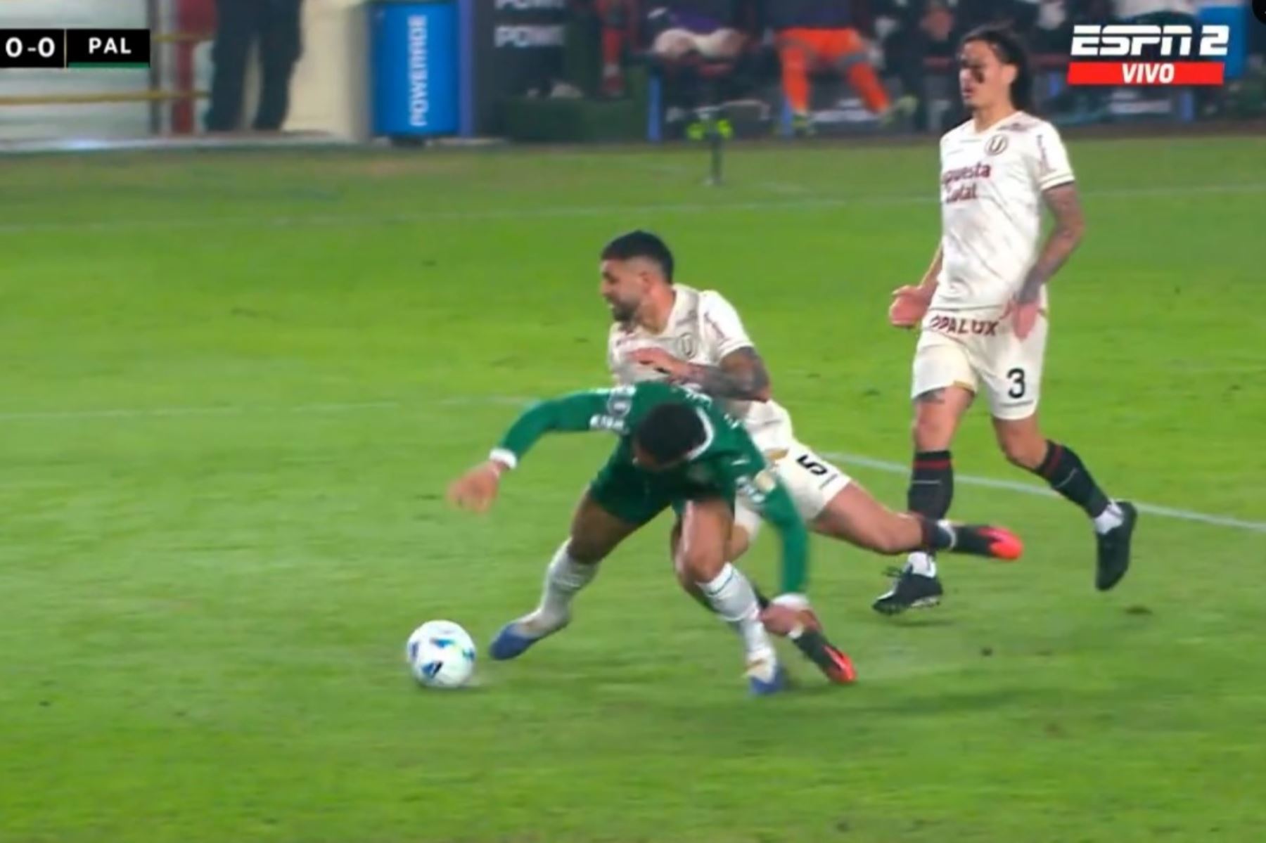 Palmeiras derrota cómodamente a Universitario en Lima. Foto: Captura de TV.