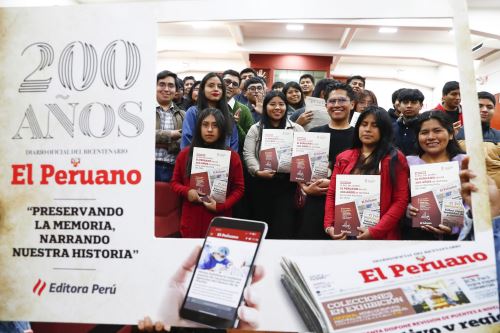 Periodistas de el Diario El Peruano y la Agencia Andina comparten sus conocimientos en el simposio "El rol del Diario El Peruano en los 200 años de historia en la vida política del Perú" en la Universidad Nacional Jorge Basadre  de Tacna
