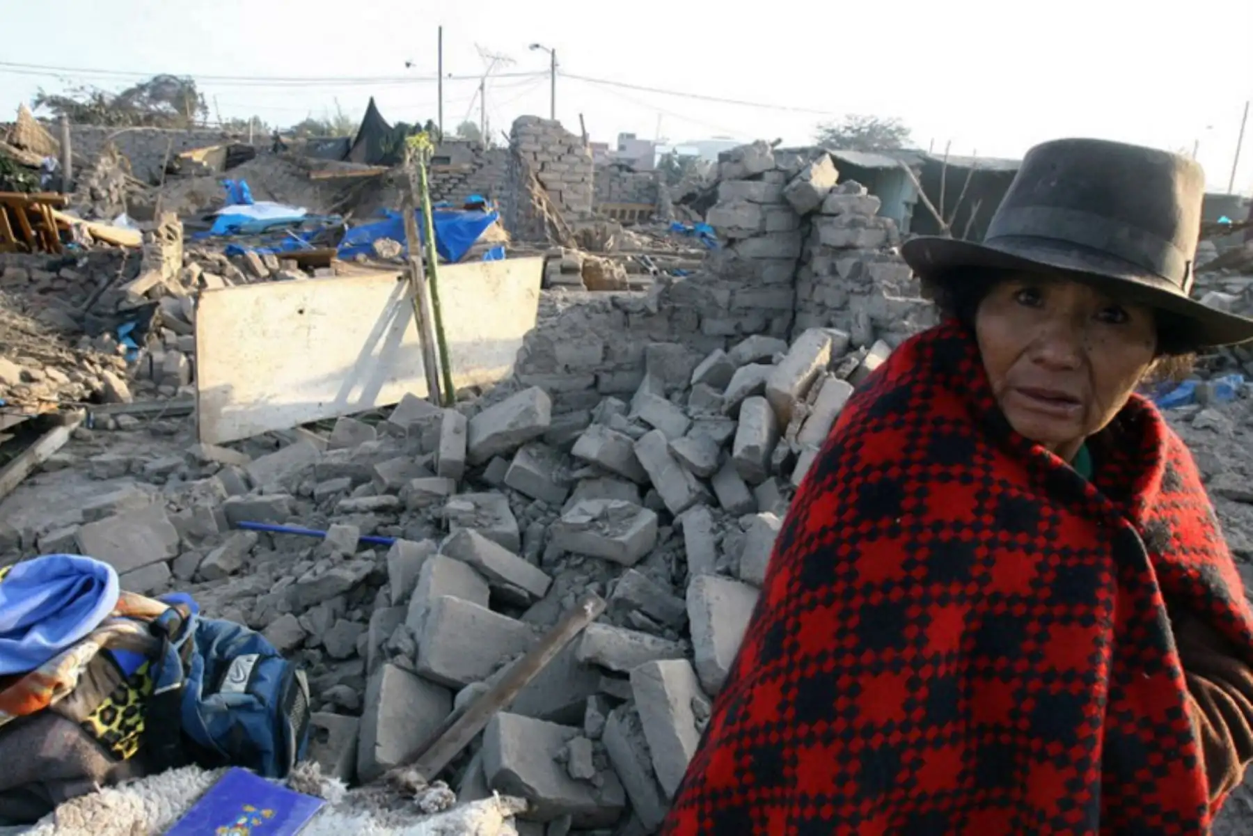 El terremoto en Pisco, como se le conoció posteriormente, fue uno de los más violentos ocurridos en el Perú de los últimos años, alcanzó los 7.9 grados de magnitud y una intensidad máxima de IX en la escala de Mercalli. Foto: ANDINA/ Carlos Américo Lezama Villantoy