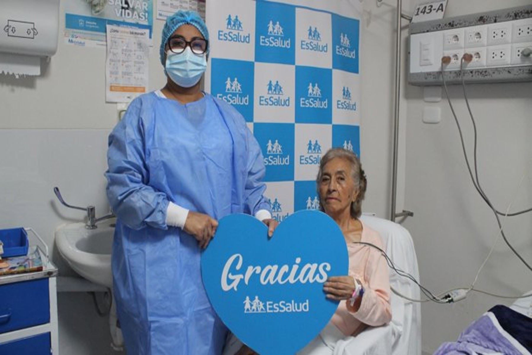 EsSalud realizó innovador procedimiento cardíaco a Brígida Fernández, paciente de 81 años. Foto: ANDINA/Difusión