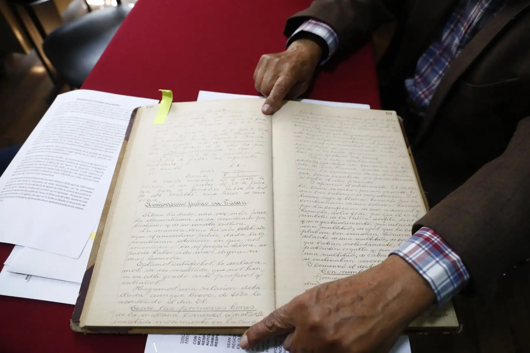 Detalles, documentos y piezas históricas de la Benemérita Sociedad de Artesanos de Auxilios Mutuos "El Porvenir" de Tacna, fundada en 1873. Foto: ANDINA/Daniel Bracamonte